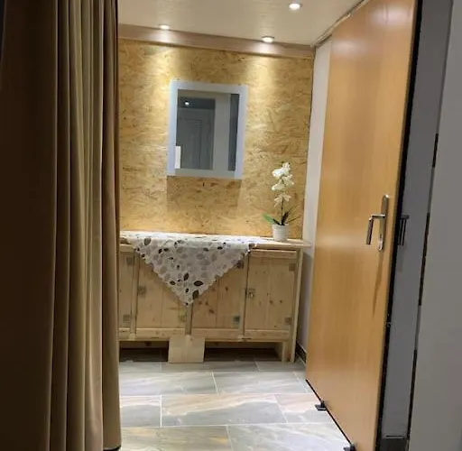 Schöne Moderne&rustikale Einliegerwohnung Mit Küche Apartment